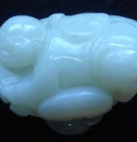 收藏精品和田白把件生贵子证书