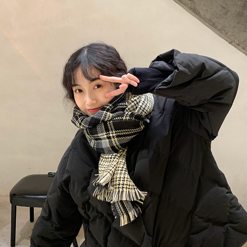 郑多喜 圣诞风红色格纹大围巾女冬季保暖日系可爱韩版ins百搭围脖 - 图2