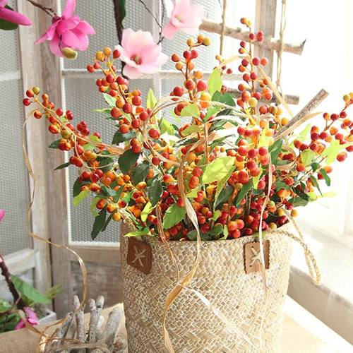 70CM Artificial Red Berries Branch Christmas Tree Ornaments - 图2