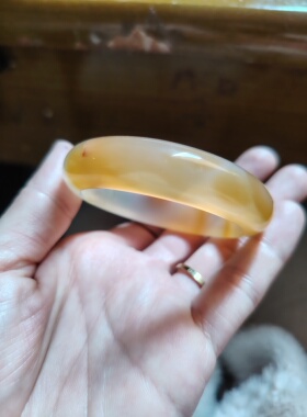 50圈口天然原矿原色无烧无染色玉髓手镯蜜糖色玛瑙手镯情人节礼物