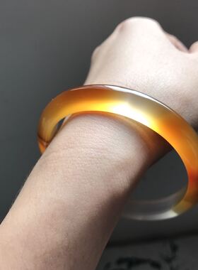 纯天然原色红玉髓玛瑙手镯特惠