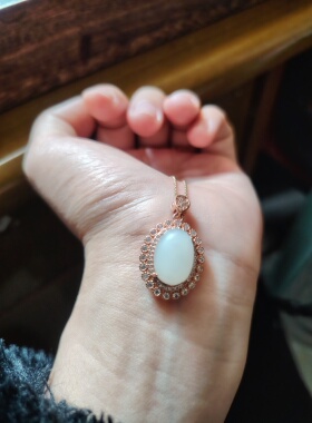 925纯银镶嵌和田玉白玉吊坠女款玉坠送女友生日礼物