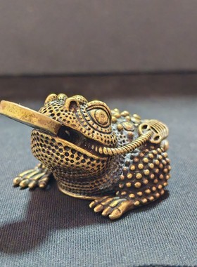 纯铜办公桌面汽车小摆件招财三足金蟾古铜茶宠饰品工艺品手把玩