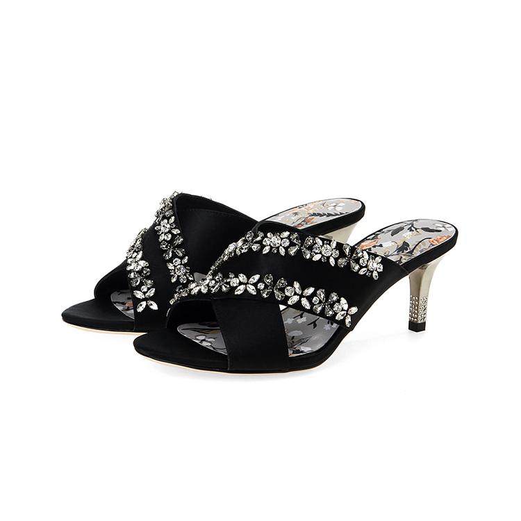 皇冠专柜正品Roberta诺贝达女鞋RM95901交叉带花型水钻休闲拖鞋,淘宝优惠券,粉丝福利购,淘宝优惠卷