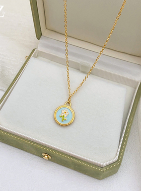 花朵项链配饰女颈链高级感轻奢小众夏天配裙子吊坠锁骨链2025新款