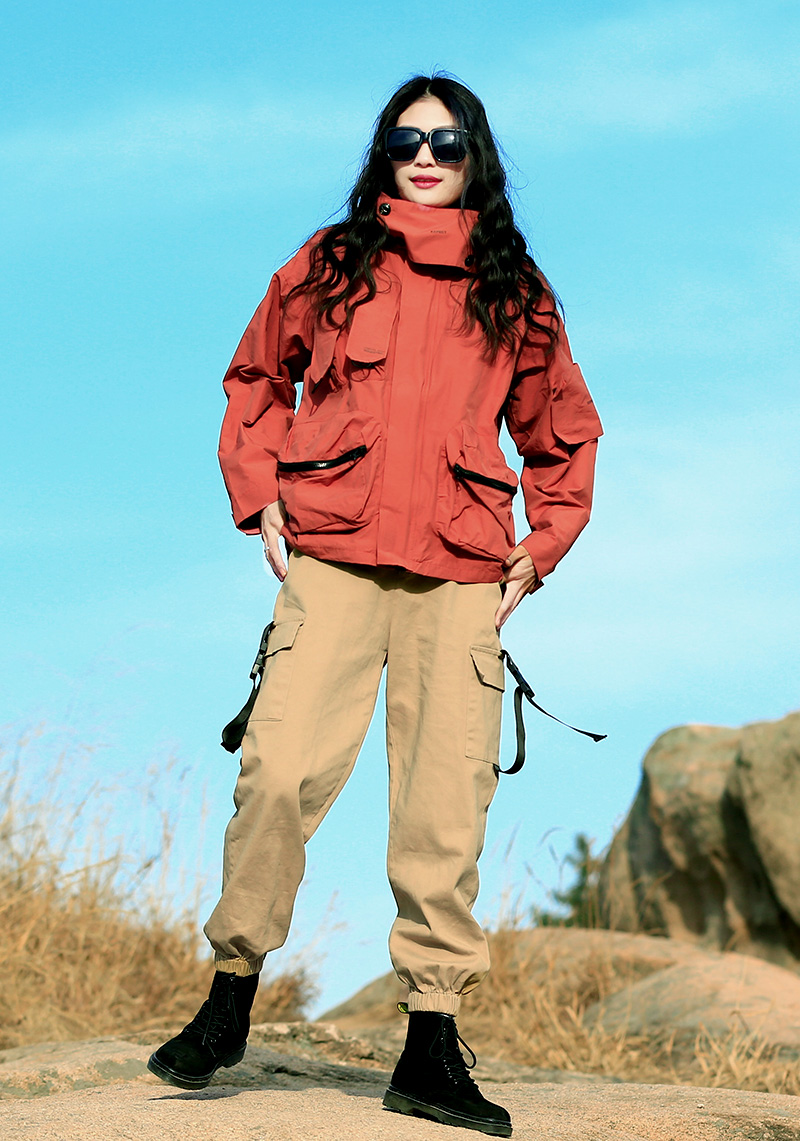 户外女式冲锋衣休闲多口袋夹克宽松时尚潮服徒步登山旅游防晒透气 户外女式冲锋衣休闲多口袋夹克宽松时尚潮服徒步登山旅游防晒透气