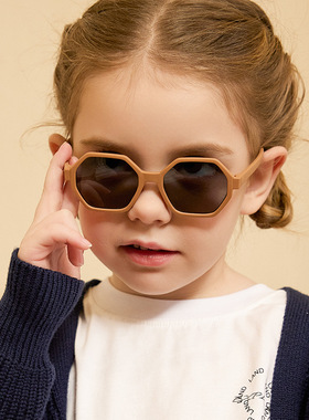 高颜值儿童偏光镜软硅胶墨镜