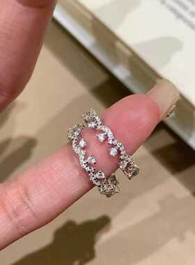 S925纯银小皇冠锆石镶钻戒指女时尚精致蕾丝花边单排钻戒个性指环