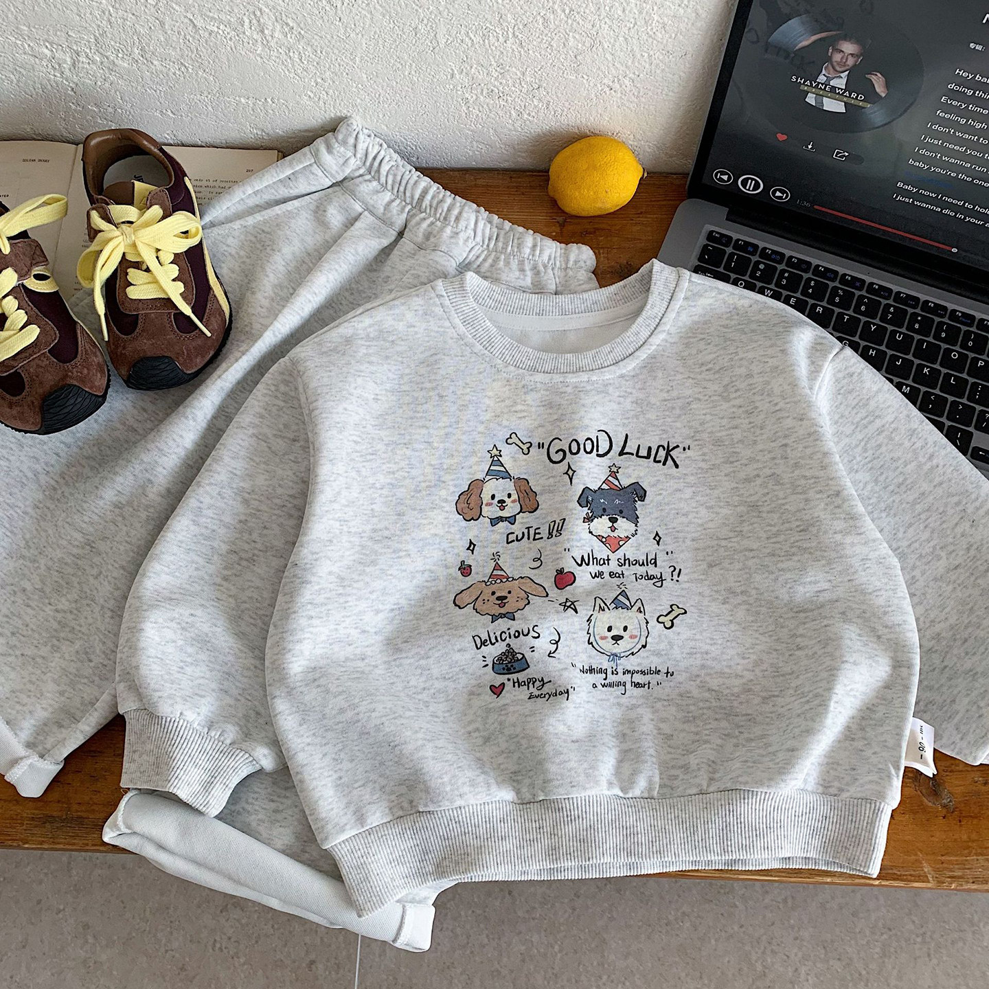 小童洋气卡通宽松卫衣两件套男女童2026春秋宝宝运动服儿童套装潮,淘宝优惠券,粉丝福利购,淘宝优惠卷