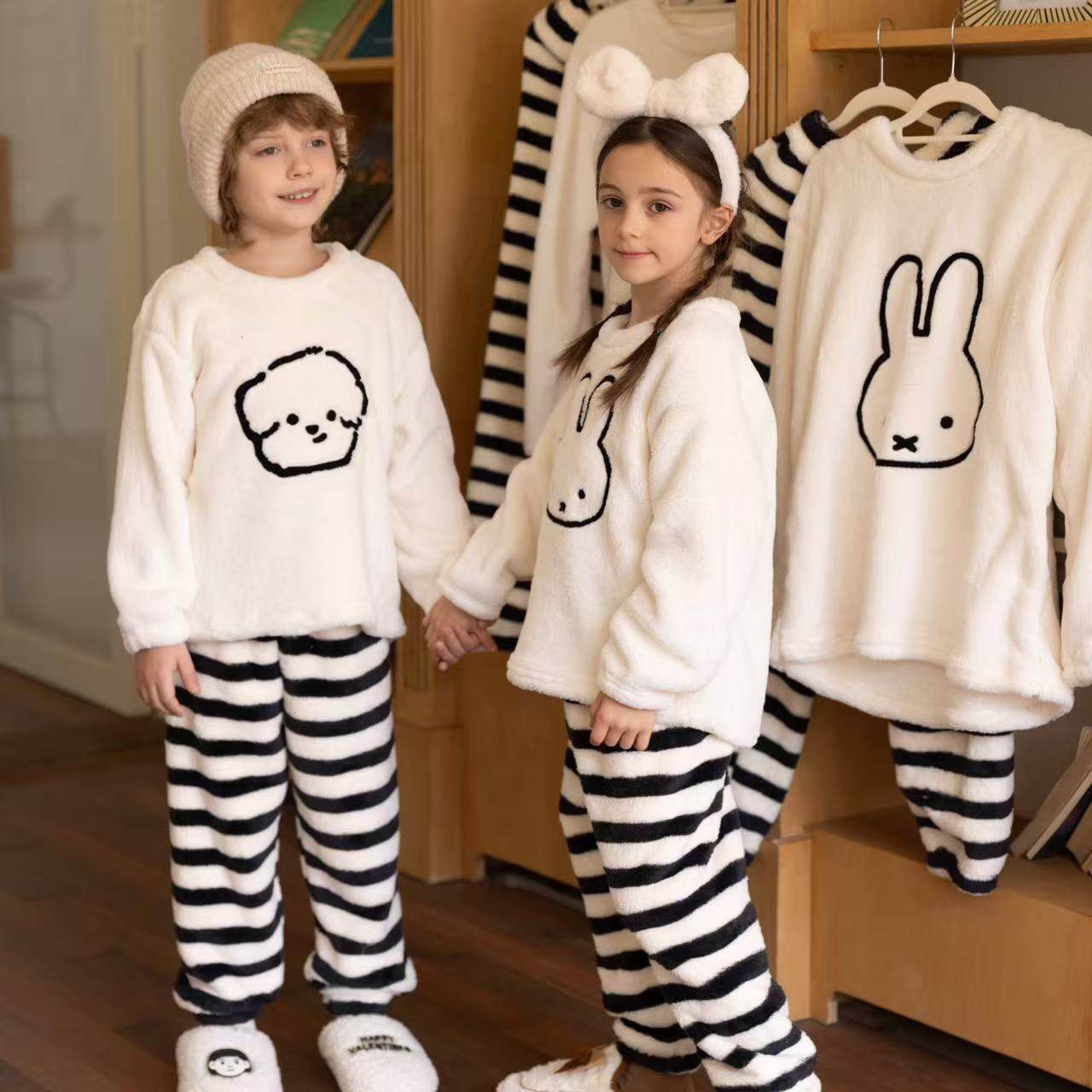 亲子装 | 超软毛茸茸卡通睡衣25478-AKC,淘宝优惠券,粉丝福利购,淘宝优惠卷