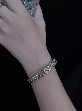 飞鹰羽毛钛钢手镯开口配饰