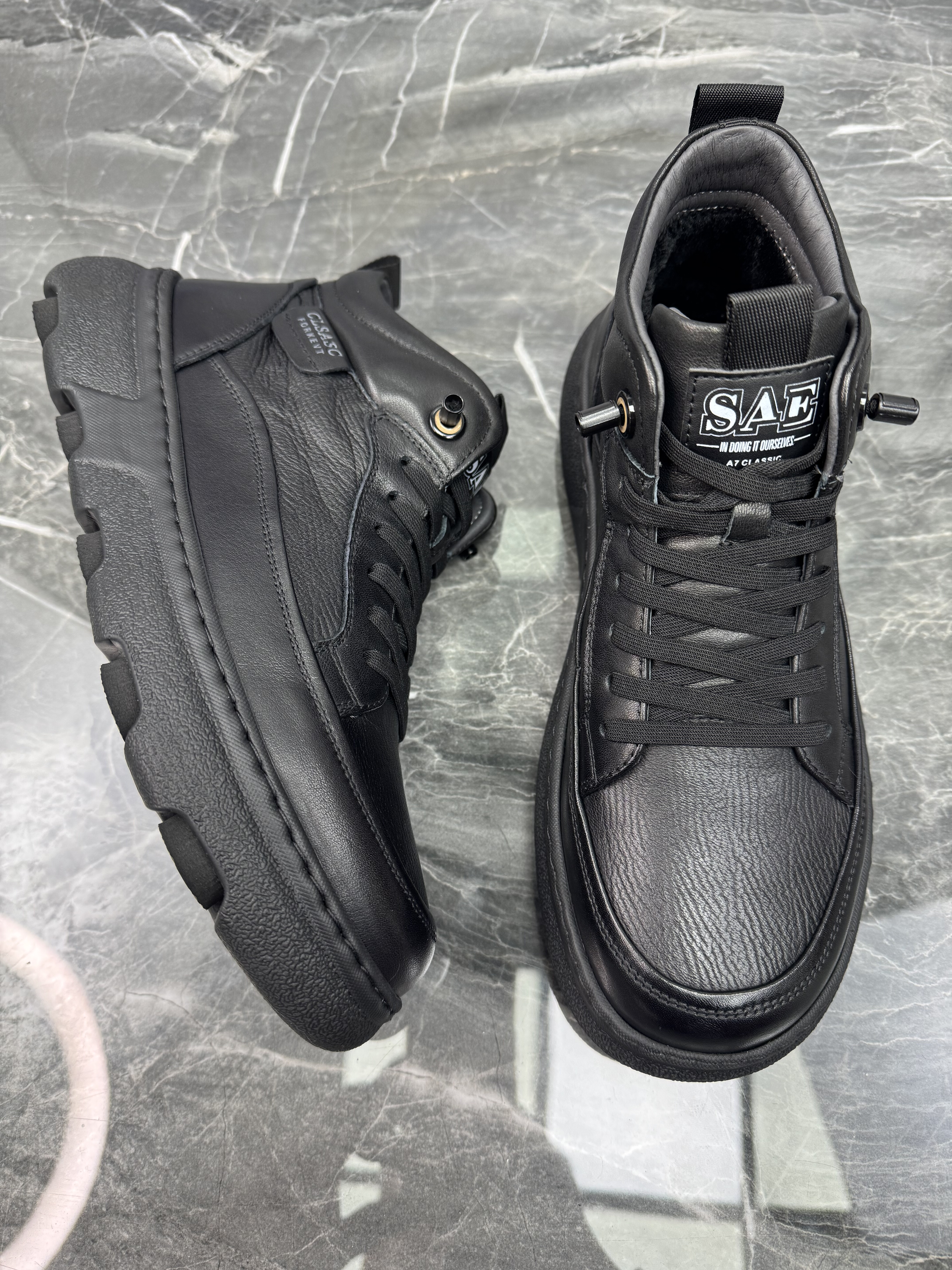 男鞋2025冬季新款头层牛皮轻便软底一脚蹬加绒保暖高帮休闲棉鞋男,淘宝优惠券,粉丝福利购,淘宝优惠卷