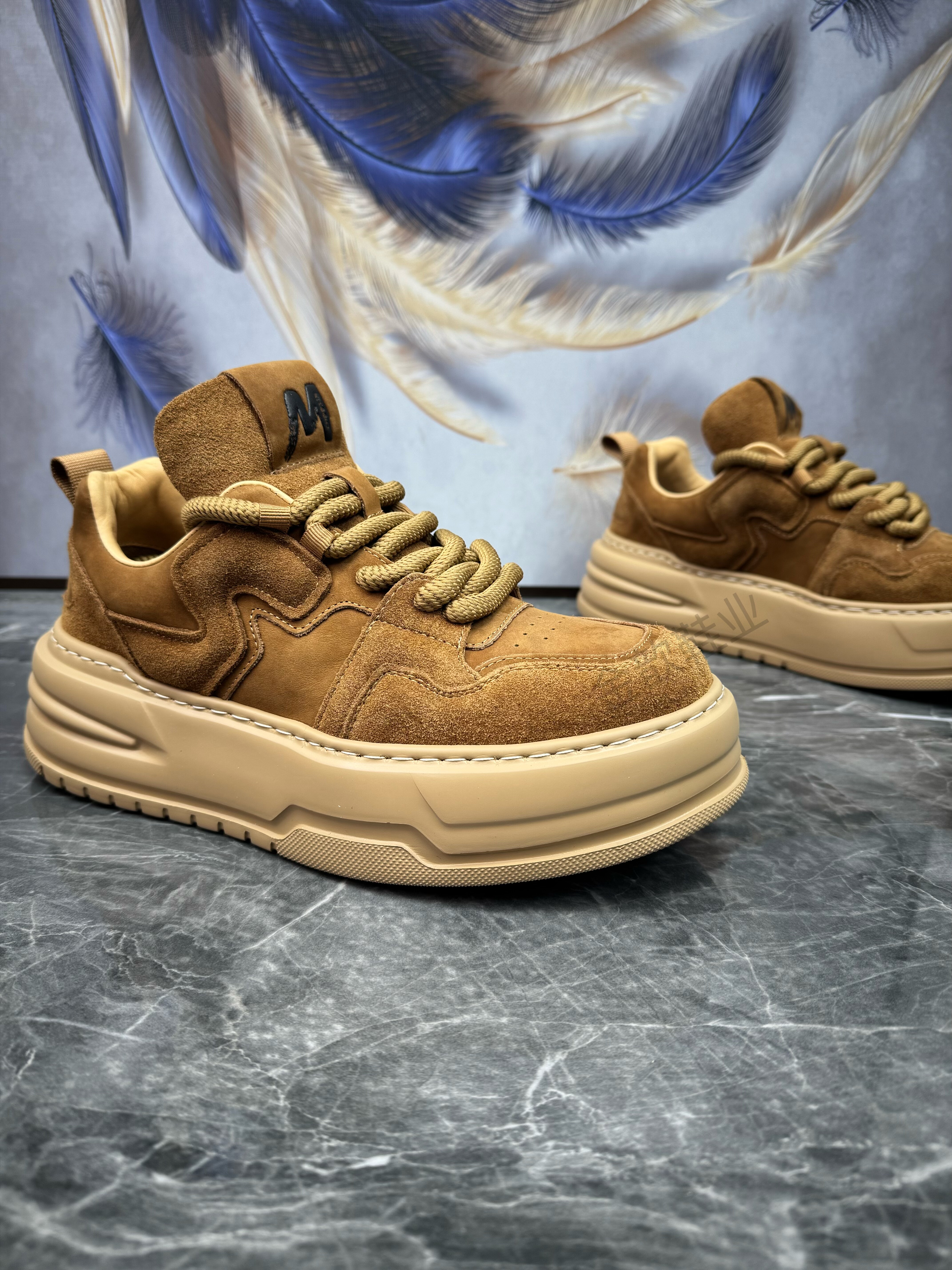 男鞋2025秋冬新款头层牛皮轻便厚底增高简约百搭真皮运动休闲板鞋,淘宝优惠券,粉丝福利购,淘宝优惠卷