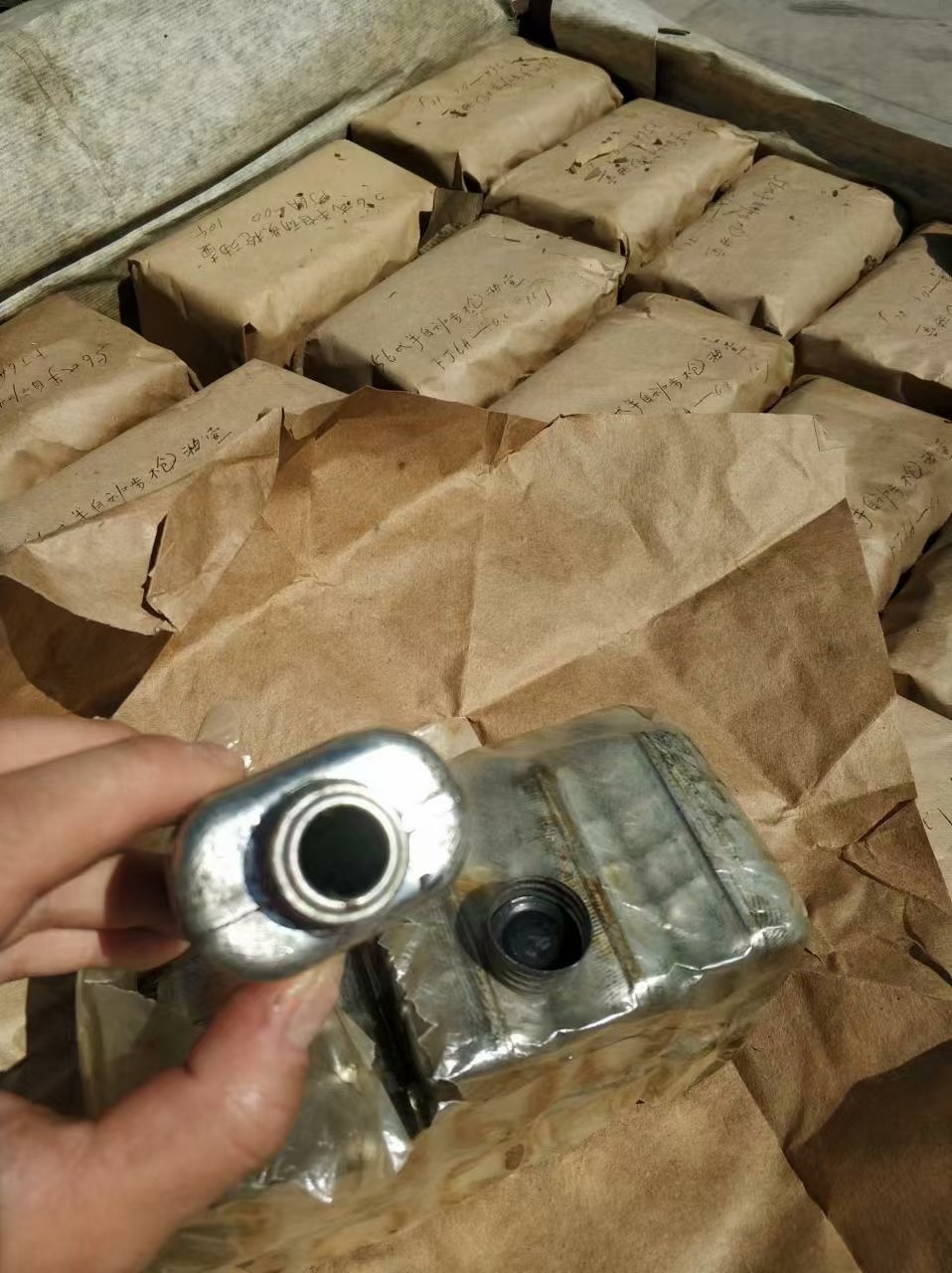 70年代库存铣铁方/圆油壶润滑密封厚工具壶户外便携擦拭油壶56型,淘宝优惠券,粉丝福利购,淘宝优惠卷