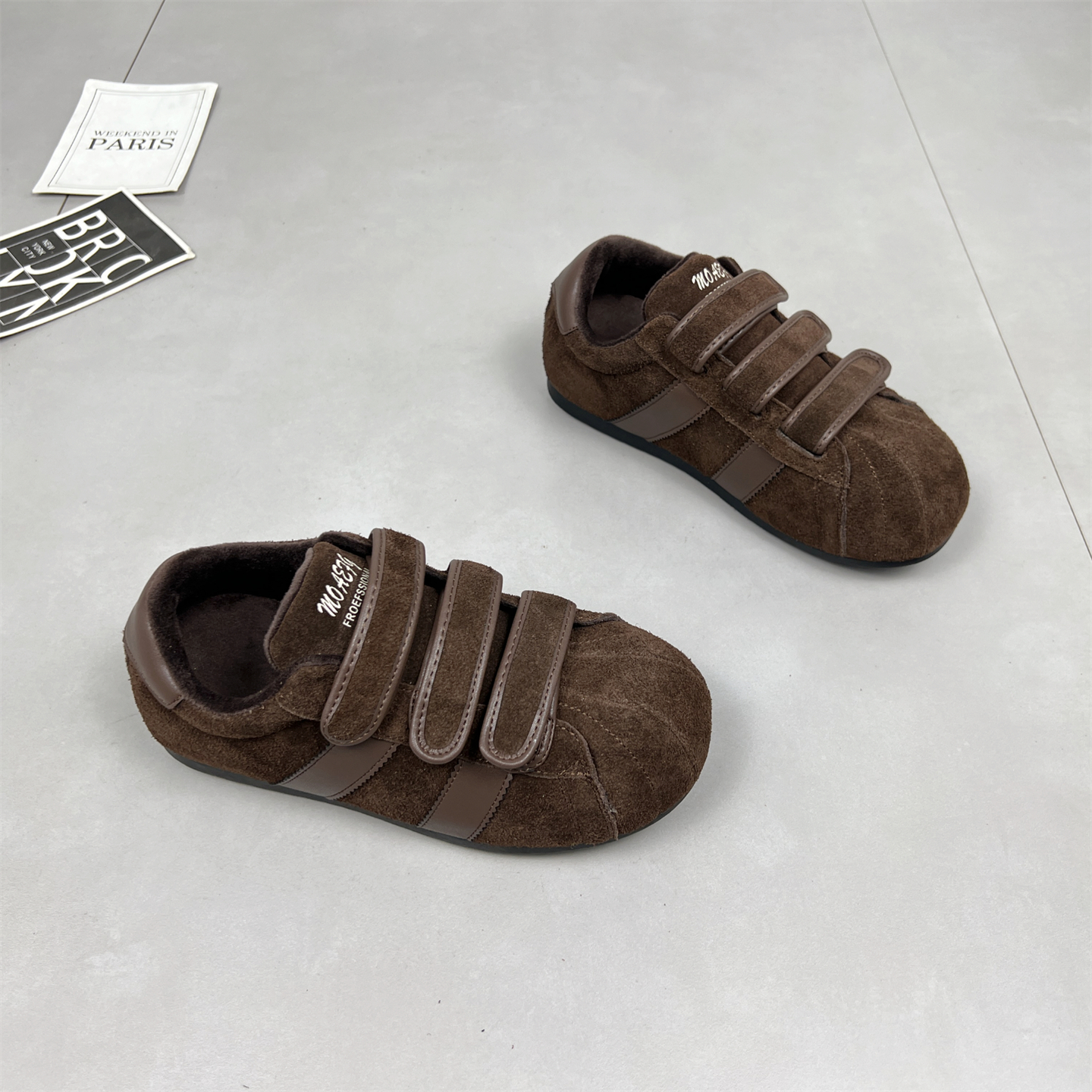 真皮魔术贴加绒丑萌大头内增高德训鞋女冬季新款舒适休闲运动鞋 - 图0