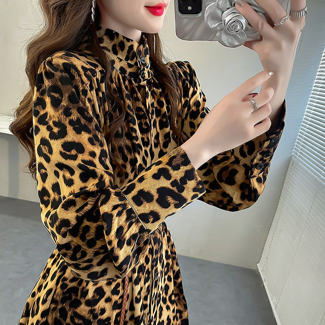 Loose long sleeve leopard print stand collar fashion shirt