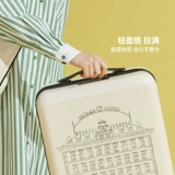 Вместительный и большой универсальный чемодан на колесиках