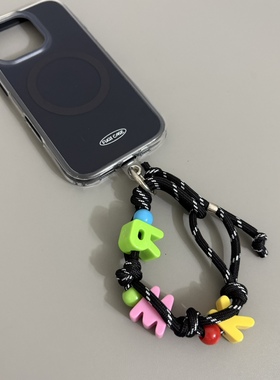 ins潮流英文字母挂饰可爱钥匙手机防丢编织挂绳包包挂件手腕绳