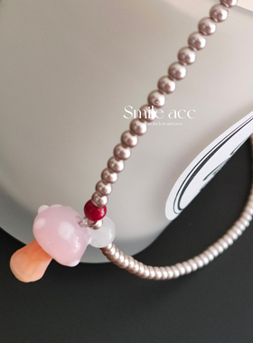 2026新款小蘑菇吊坠珍珠项链女ins小众甜美气质轻奢百搭锁骨链