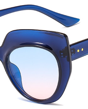 贴绒布眉猫偏光太阳镜大框女外出拍照防紫外线UV400适中大脸实店