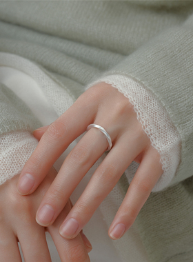 梵灵小众设计款单体扭转戒指开口