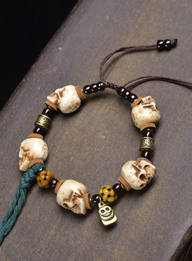 纯手工编织手绳玛瑙椰蒂孔雀石多宝藏传回流牦牛骨雕刻尸陀林手链