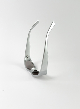 Y2K机能高街未来科技感墨镜ins亚文化哥特朋克风骑行太阳镜凹造型