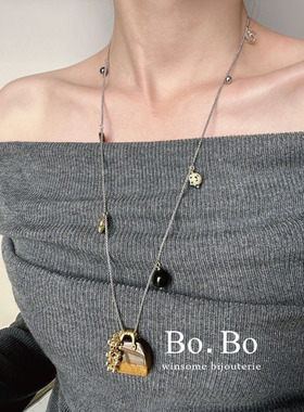 仿白玉石包包吊坠项链女轻奢小众高级感气质百搭锁骨链长款毛衣链