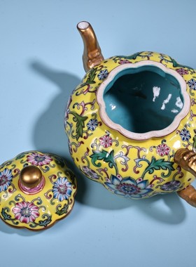 珍品旧藏清代手绘珐琅鎏金彩瓷器茶壶配木头盒古玩家居摆件