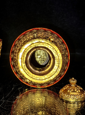 古玩收藏大清乾隆年制锦盒内铜鎏金花瓶赏瓶摆件家居装饰品工艺品