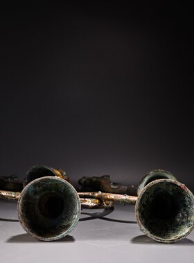 旧藏铜鎏金摆件老青铜错金银嵌松石油灯居家博古装饰龙挂钟摆件