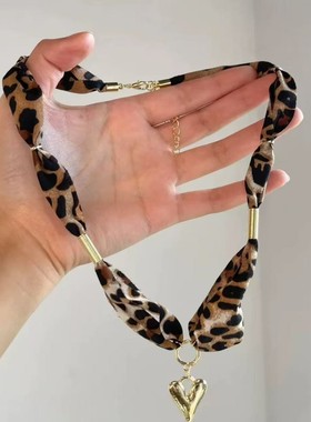 复古辣妹豹纹丝巾项链