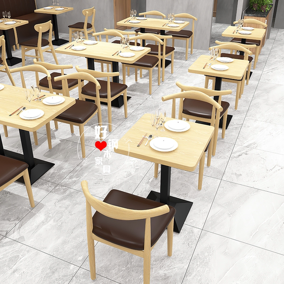 Solid wood dining tables and chairs, cost-effective, simple, thick material