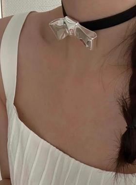 annika lnez 同款小众设计感蝴蝶结项链女黑色绒带锁骨链choker