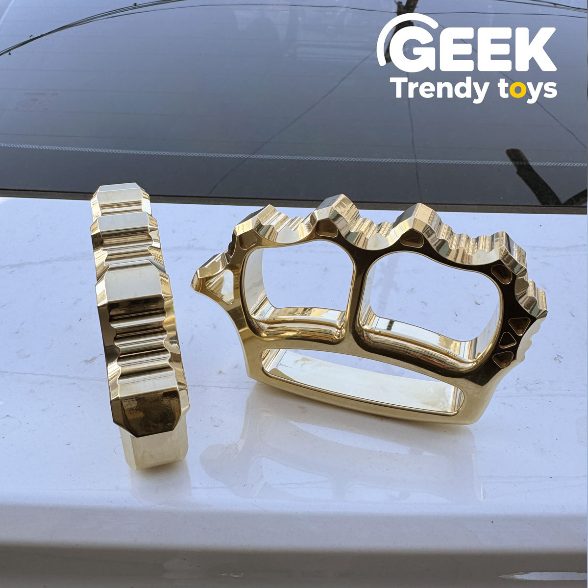 Brass finger tiger self-defense tiger finger fist buckle hand brace