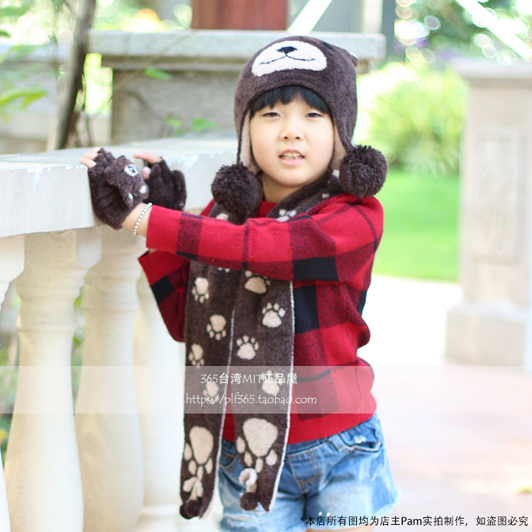 台湾宝宝手套秋冬2-4岁加厚绒小熊帽子围巾一体男女童保暖三件套