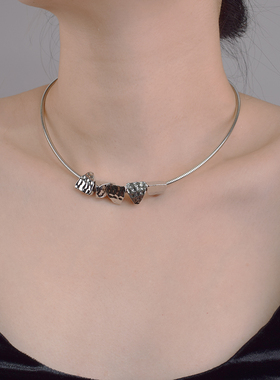 轻奢小众设计高级感颈圈choker
