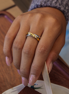 欧美风锆石双环戒指钛钢不掉色