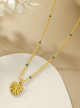 时尚立体感热带植物龟背竹项链INS风精致百搭钛钢彩珠叶子项链女