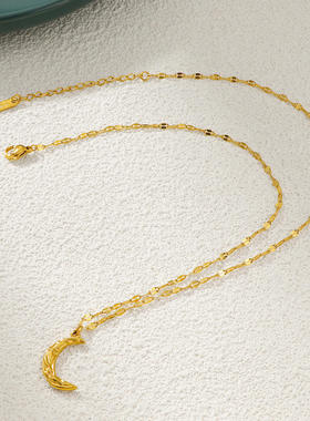 冷淡风捶打月亮项链钛钢锁骨链轻奢浪漫个性百搭叠戴金色月牙颈链