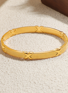 2025新款钛钢金色手镯交叉格