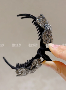 高级感花朵丸子夹女2026新款轻奢洋气时尚水钻盘发卡丸子头饰