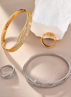 跨境欧美新品钉子手镯铜镶锆石百搭潮牌男女嘻哈满钻手环饰品批发