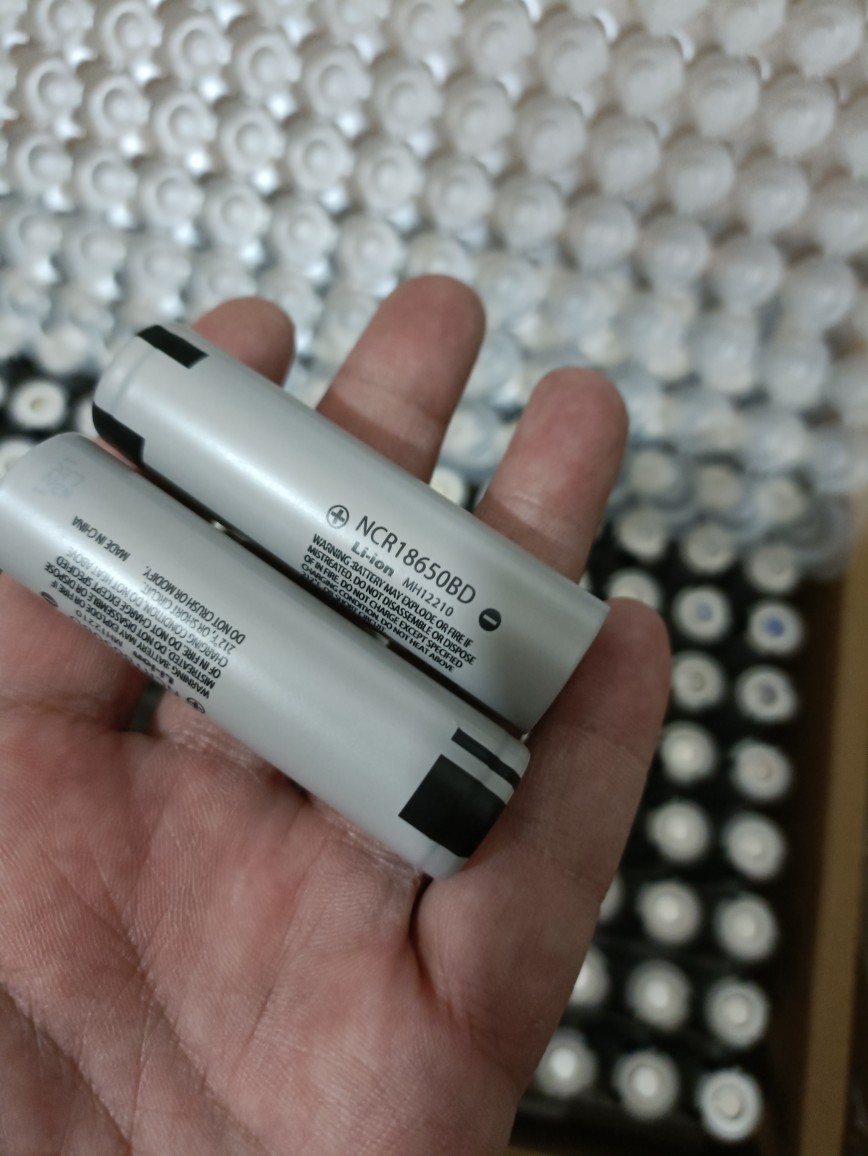 ncr18650bd 3200mAh 强光手电筒充电宝3.7v 18650充电锂电池 - 图1