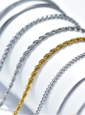 钛钢项链男女万能替换百搭卫衣