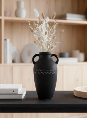 侘寂风手绘陶土双耳花瓶摆件