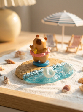 手绘可爱熊猫水豚树脂桌面摆件