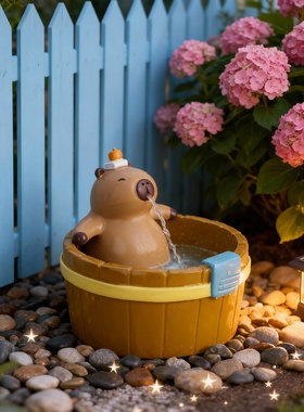 卡皮巴拉流水摆件可爱动物造型