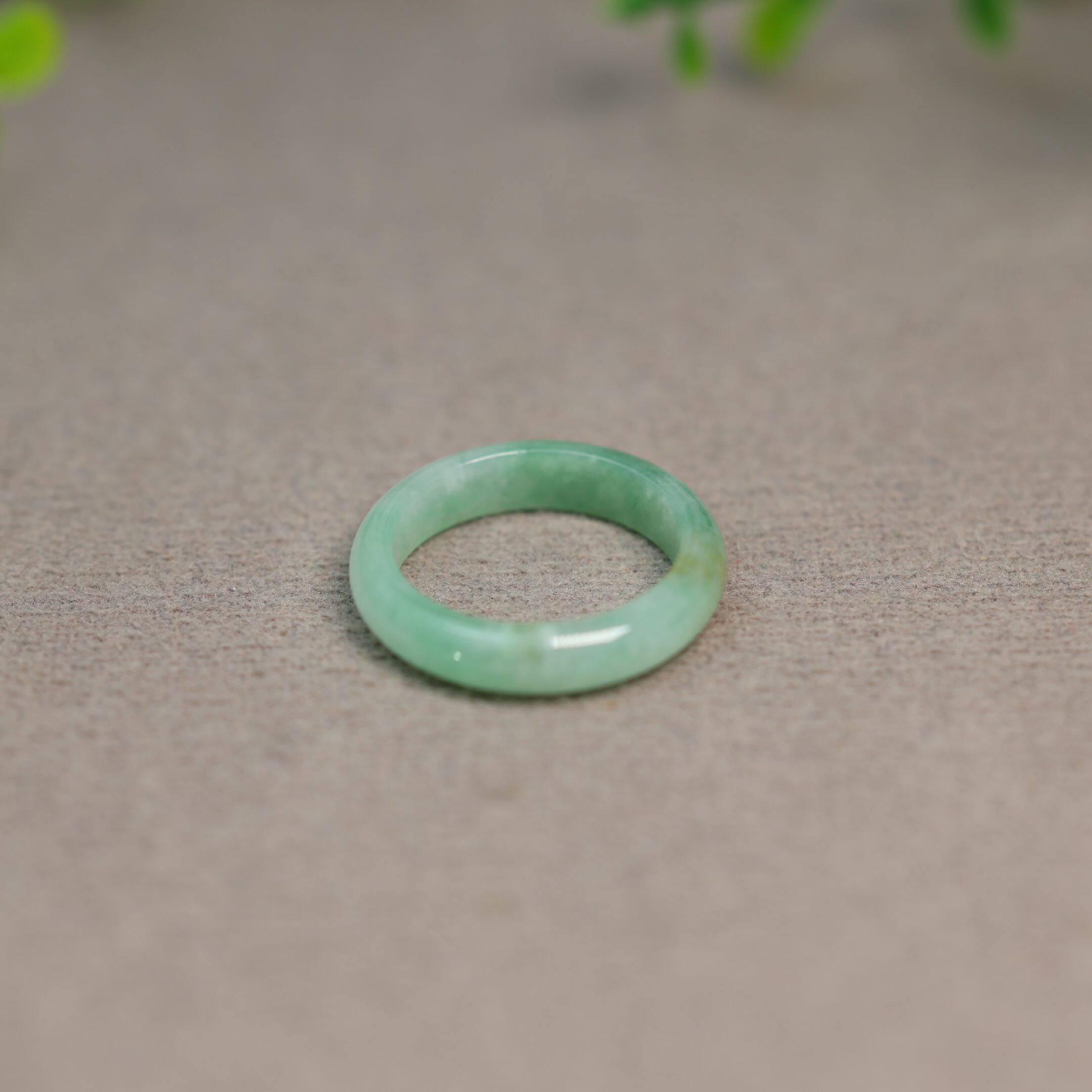 Myanmar natural grade A jadeite ring