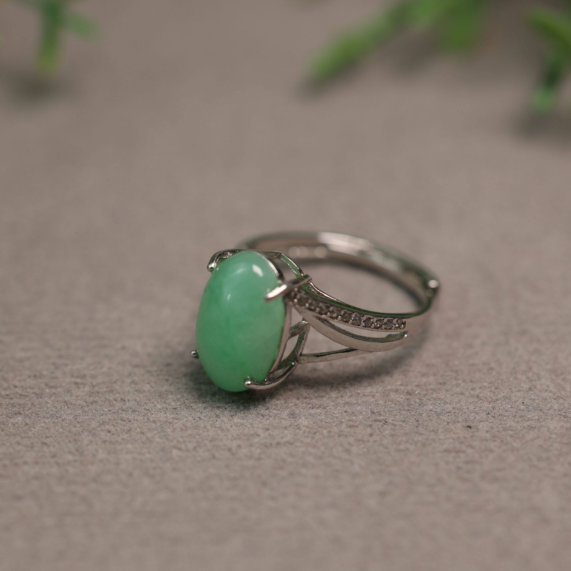 Waxy Yang Green Natural Grade A Jade Egg Ring